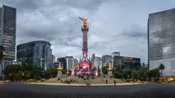 Angel of Independence statue in Mexico City